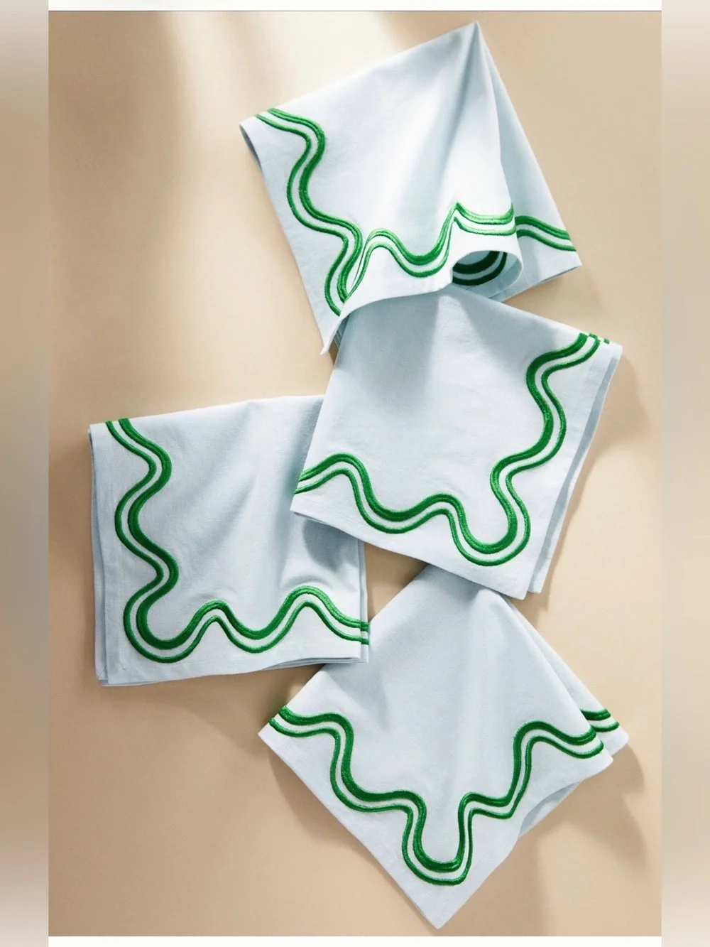 Anthropologie Madeline Embroidered Cloth Napkins Set Of 4 White Green 18”